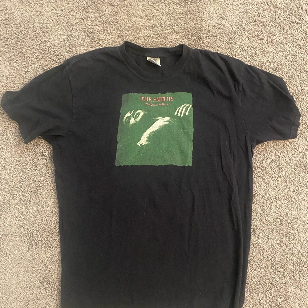 The smiths vintage Comfort Colors Black T-Shirt